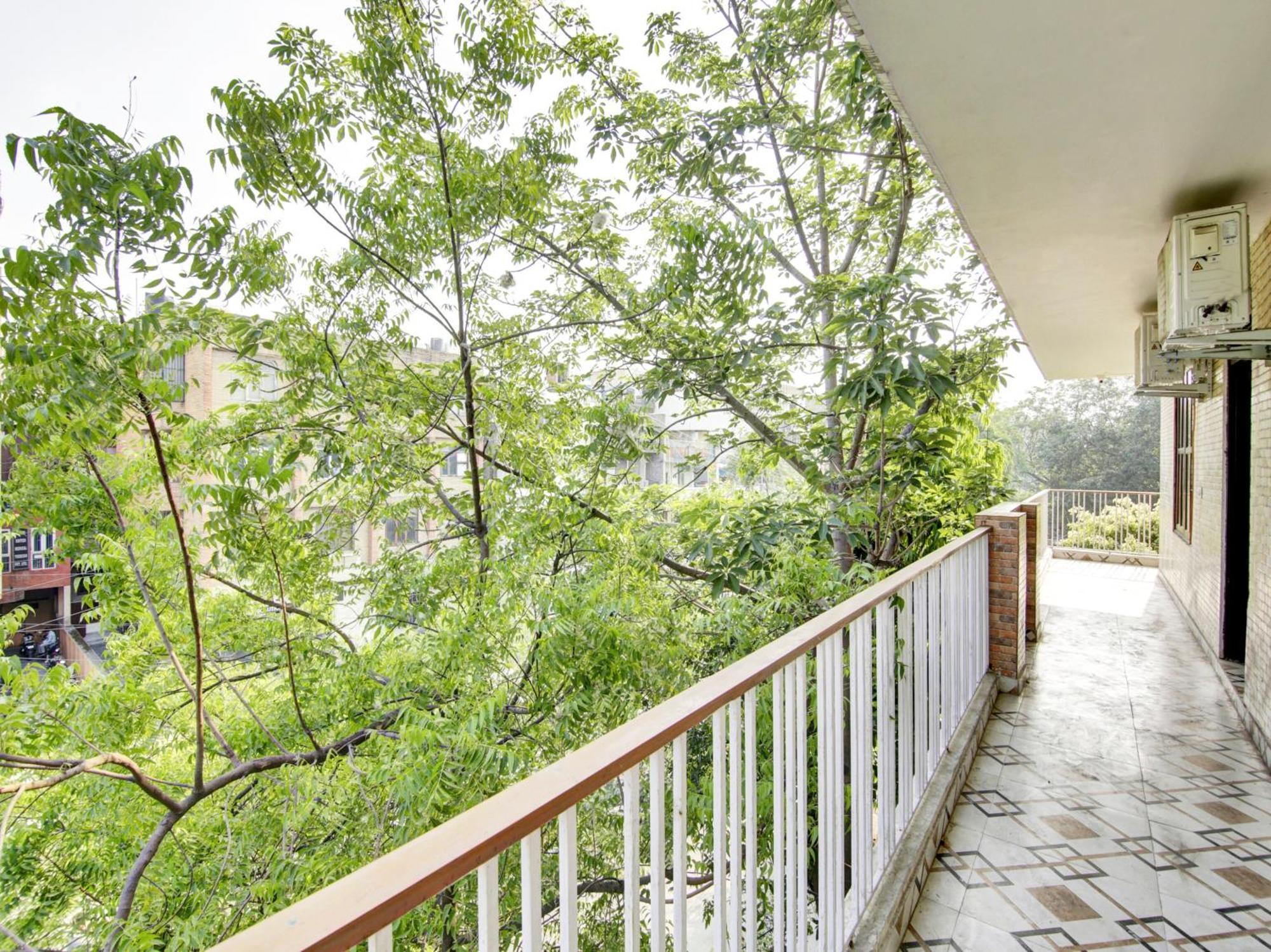 Hotel O Kailash Inn New Delhi Bagian luar foto