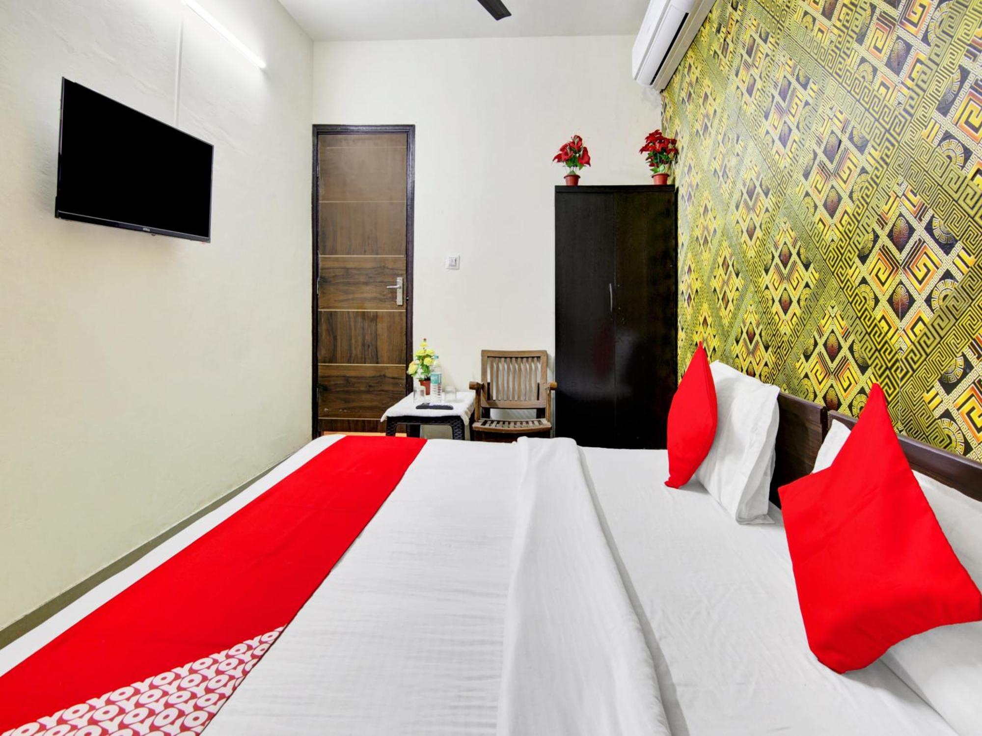 Hotel O Kailash Inn New Delhi Bagian luar foto