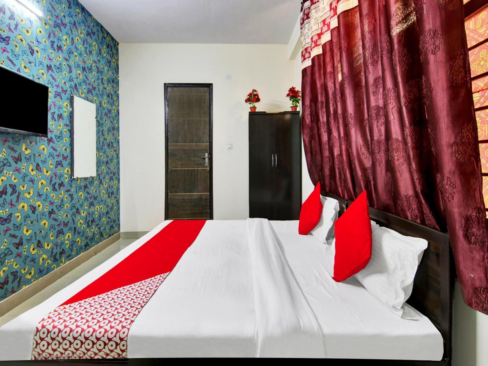 Hotel O Kailash Inn New Delhi Bagian luar foto